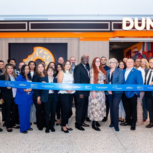 DUNKIN’ KEEPS JETBLUE TRAVELERS RUNNING AT JFK TERMINAL 5